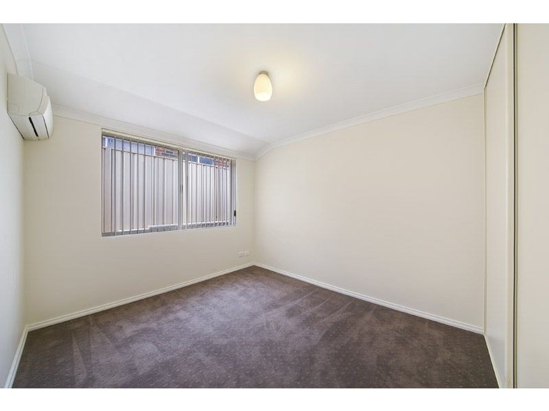 5 Sciano Avenue, Success WA 6164