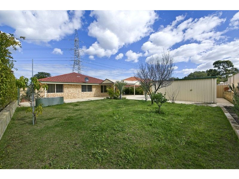 5 Sciano Avenue, Success WA 6164