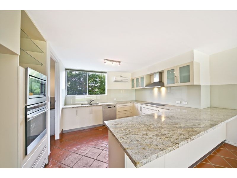 2/1 Johnson Parade, Mosman Park WA 6012