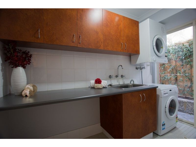 6 Barang Cct, Karawara WA 6152