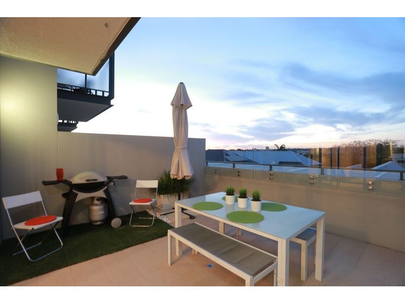 12/28 Banksia Terrace, South Perth WA 6151