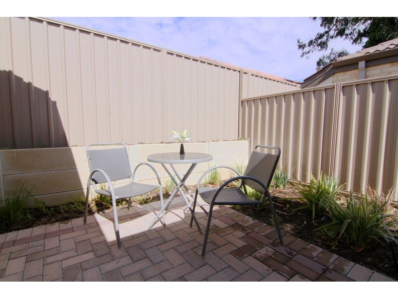 2/16 Isobel Street, Bentley WA 6102