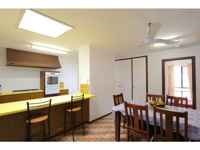 6 Yallambee Place, Karawara WA 6152