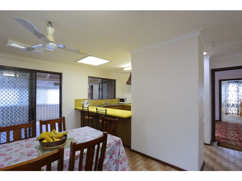 6 Yallambee Place, Karawara WA 6152