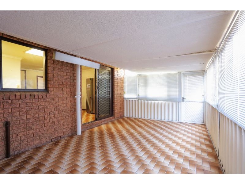 6 Yallambee Place, Karawara WA 6152