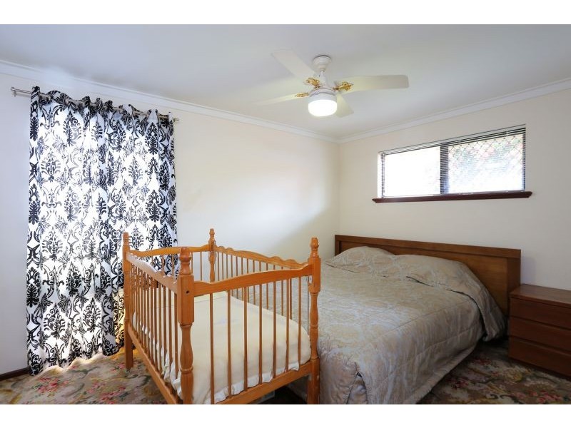 6 Yallambee Place, Karawara WA 6152