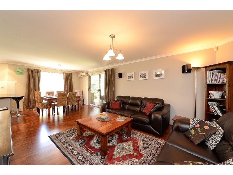 31 Fleet Circle, High Wycombe WA 6057