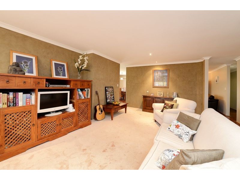 31 Fleet Circle, High Wycombe WA 6057