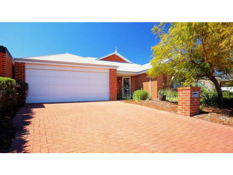31 Fleet Circle, High Wycombe WA 6057