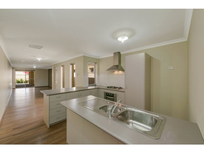 37b Dotterel Way, East Cannington WA 6107
