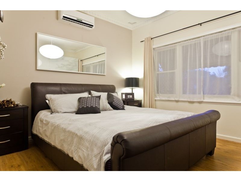 44a Cale Street, Como WA 6152