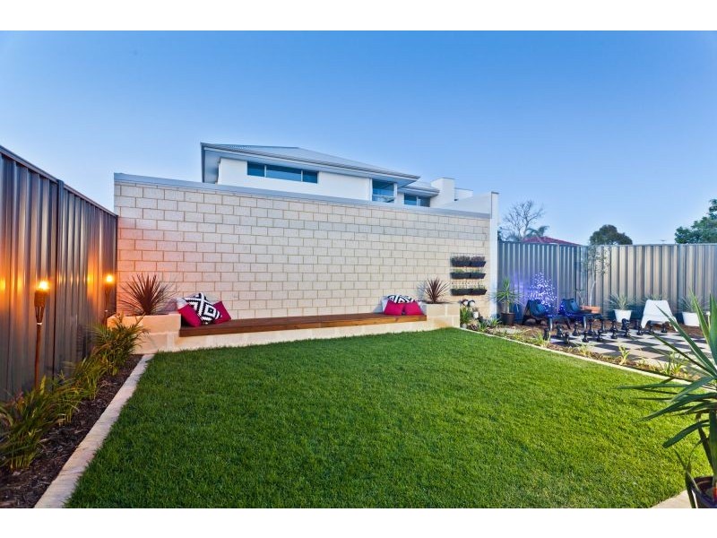 44a Cale Street, Como WA 6152