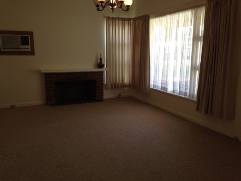 20 Crawshaw Crescent, Manning WA 6152