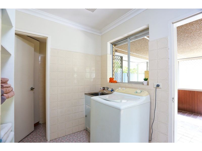 38a Point Walter Road, Bicton WA 6157