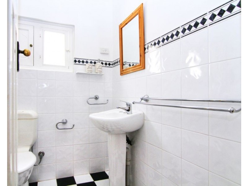 19 Campbell Street, Kensington WA 6151