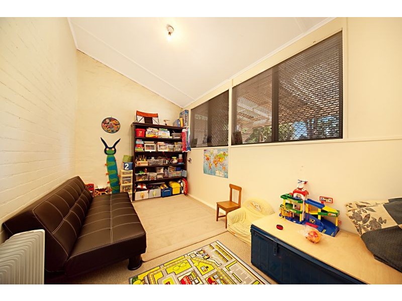 19 Campbell Street, Kensington WA 6151