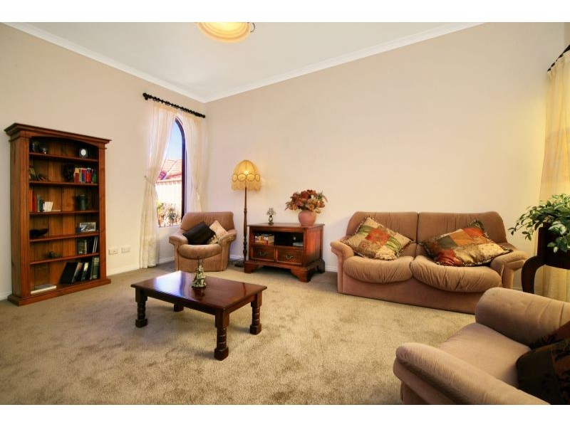 30B Crawshaw Crescent, Manning WA 6152