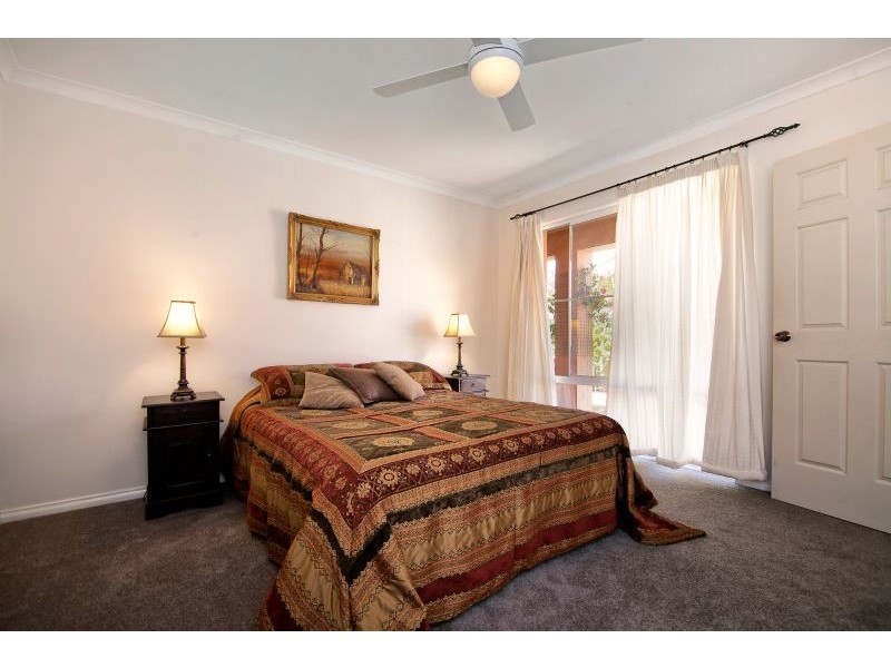 30B Crawshaw Crescent, Manning WA 6152