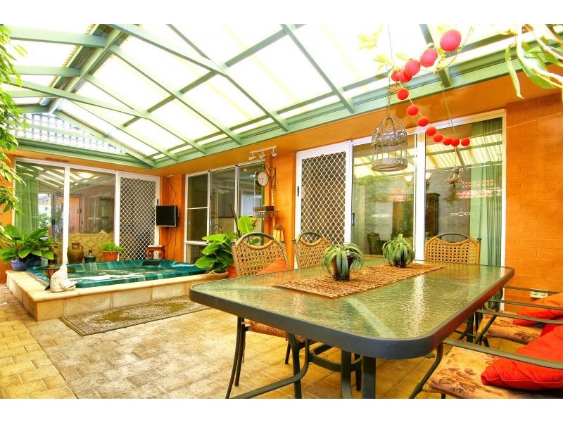 30B Crawshaw Crescent, Manning WA 6152