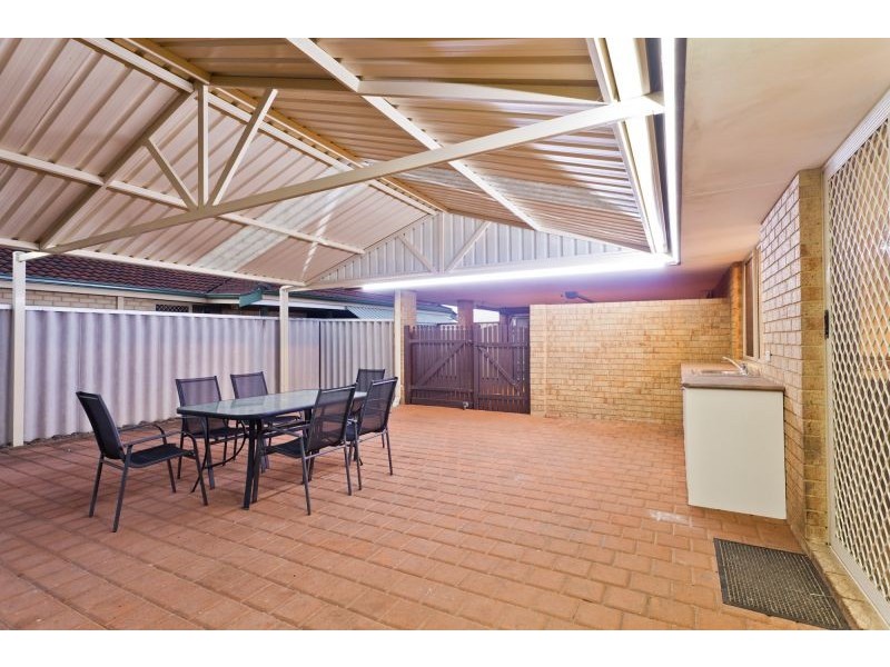 665 Safety Bay Road, Warnbro WA 6169