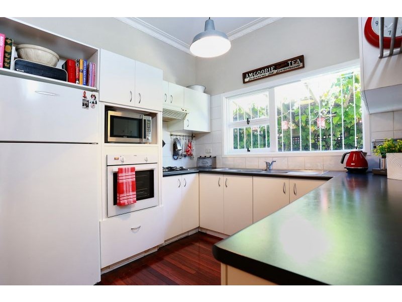 71 Gwenyfred Road, Kensington WA 6151