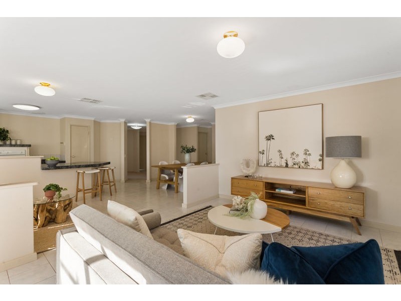 33b Griffin Crescent, Manning WA 6152