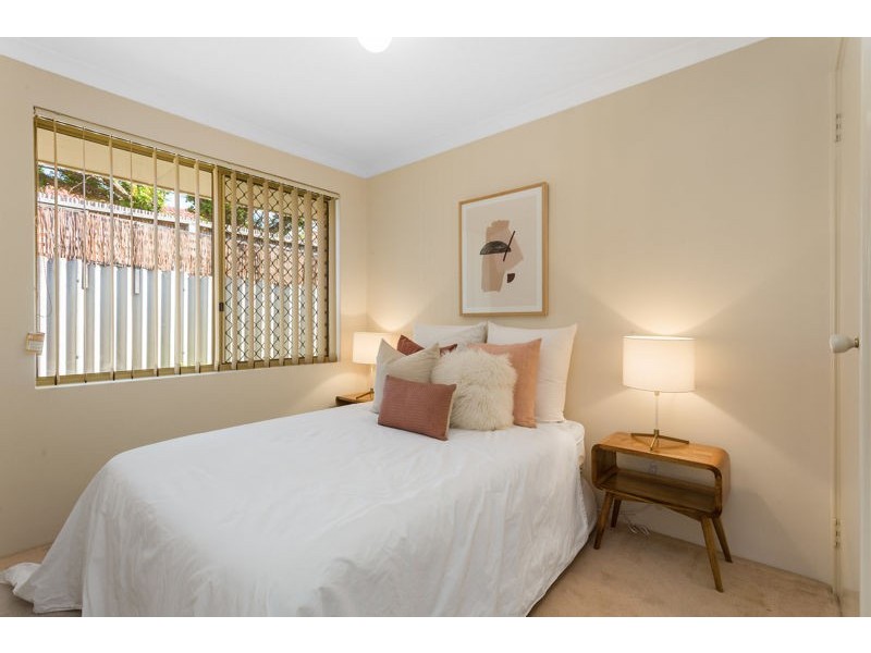 33b Griffin Crescent, Manning WA 6152