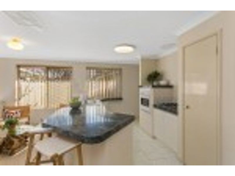 33B Griffin Crescent, Manning WA 6152