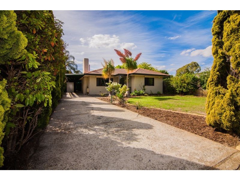 133 Williamson Ave, Cloverdale WA 6105