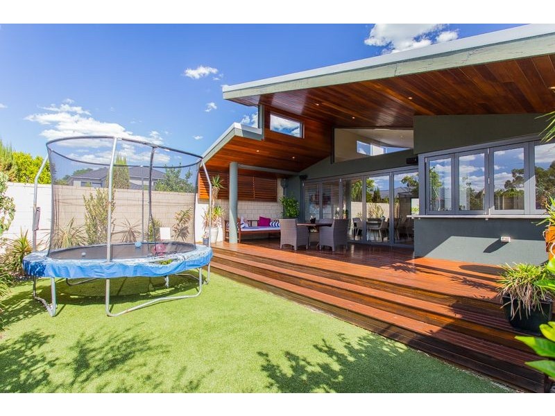 30A Tweeddale Road, Applecross WA 6153