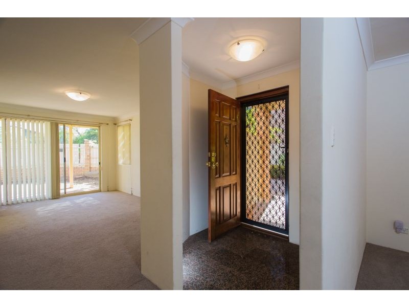 2/129 Hensman St, South Perth WA 6151