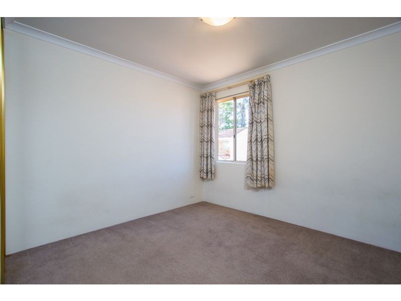 2/129 Hensman St, South Perth WA 6151