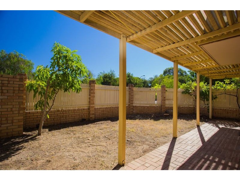 2/129 Hensman St, South Perth WA 6151