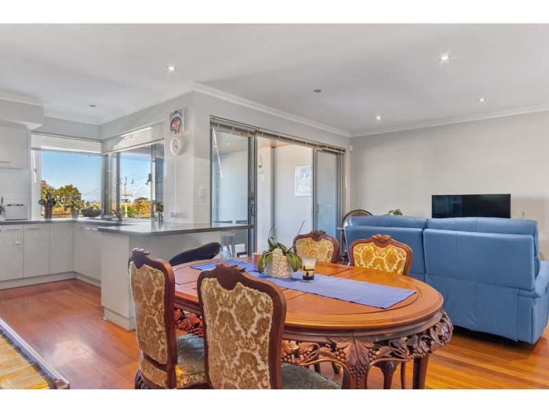 22 Mahlberg Avenue, Woodlands WA 6018