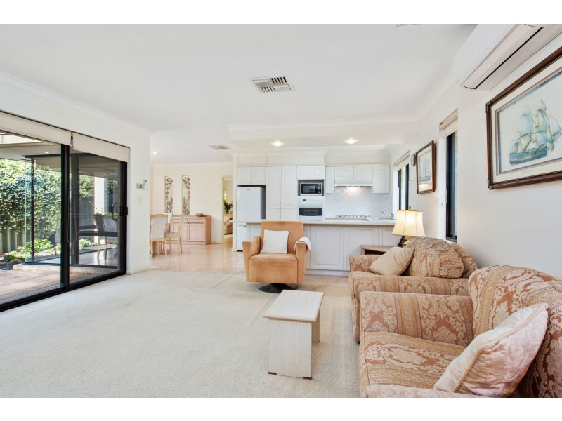 17B Lombardy Street, Woodlands WA 6018