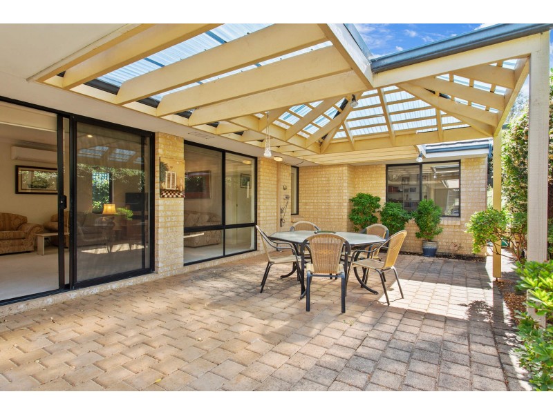 17B Lombardy Street, Woodlands WA 6018