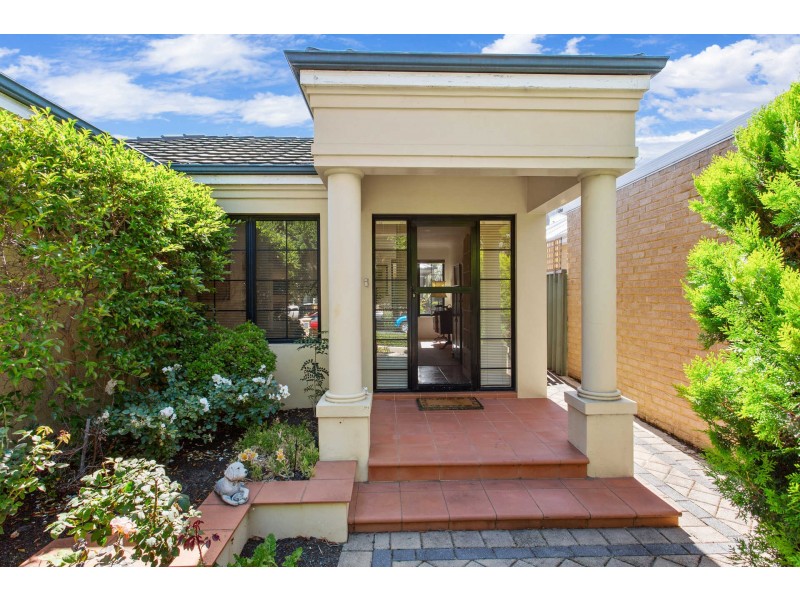 17B Lombardy Street, Woodlands WA 6018
