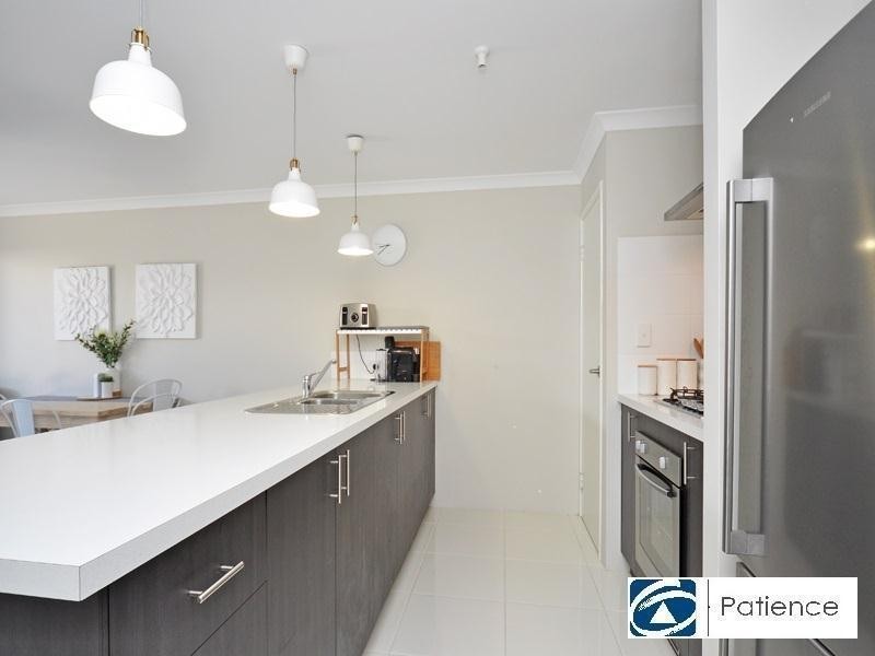 6 Hexham Terrace, Alkimos WA 6038