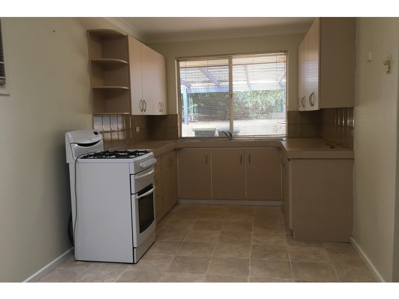 4A Henton Place, Heathridge WA 6027