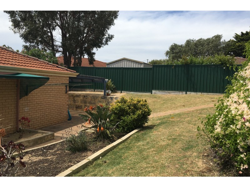 4A Henton Place, Heathridge WA 6027