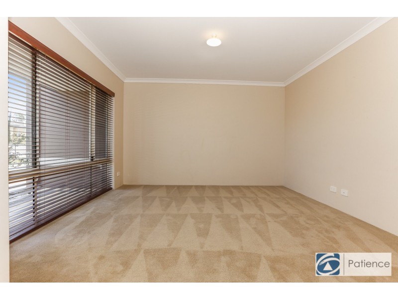 10 Lynella Circuit, Banksia Grove WA 6031