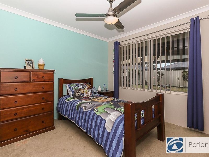 10 Lynella Circuit, Banksia Grove WA 6031