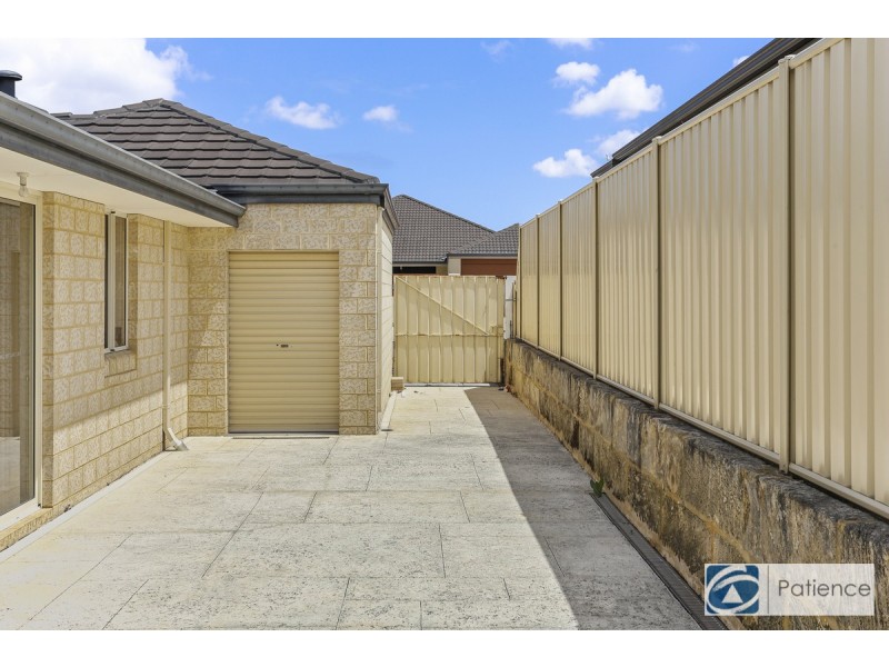 10 Lynella Circuit, Banksia Grove WA 6031