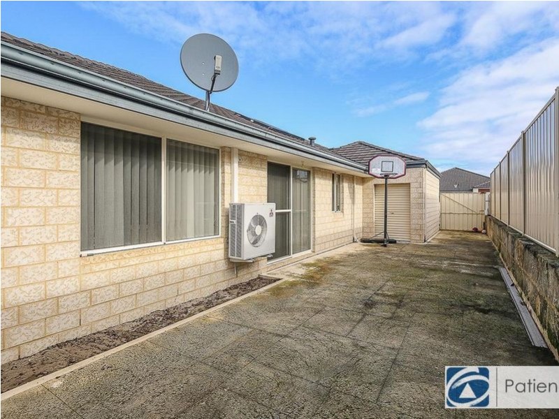 10 Lynella Circuit, Banksia Grove WA 6031