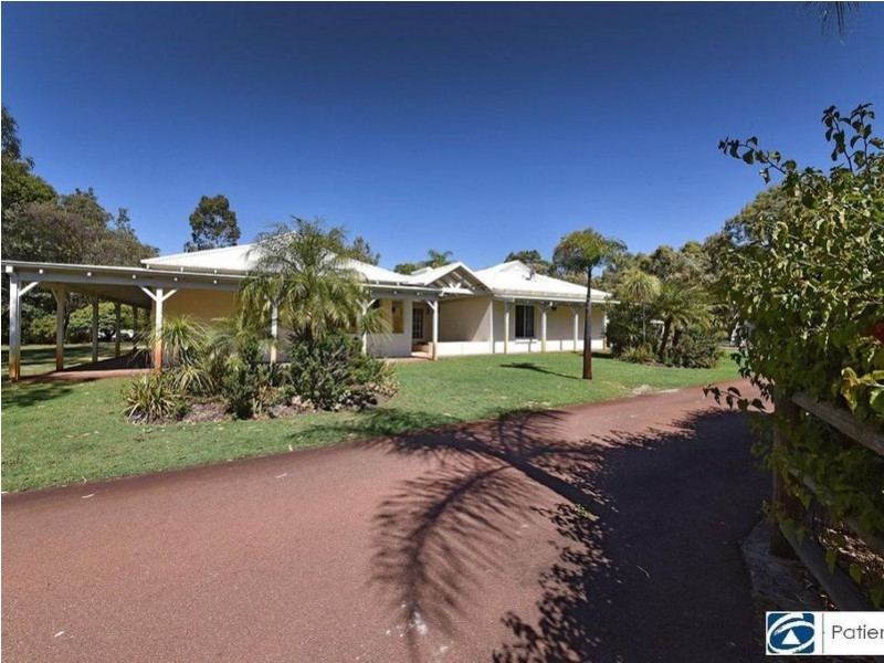 19 Park Street, Henley Brook WA 6055