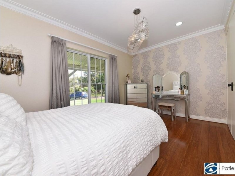 19 Park Street, Henley Brook WA 6055