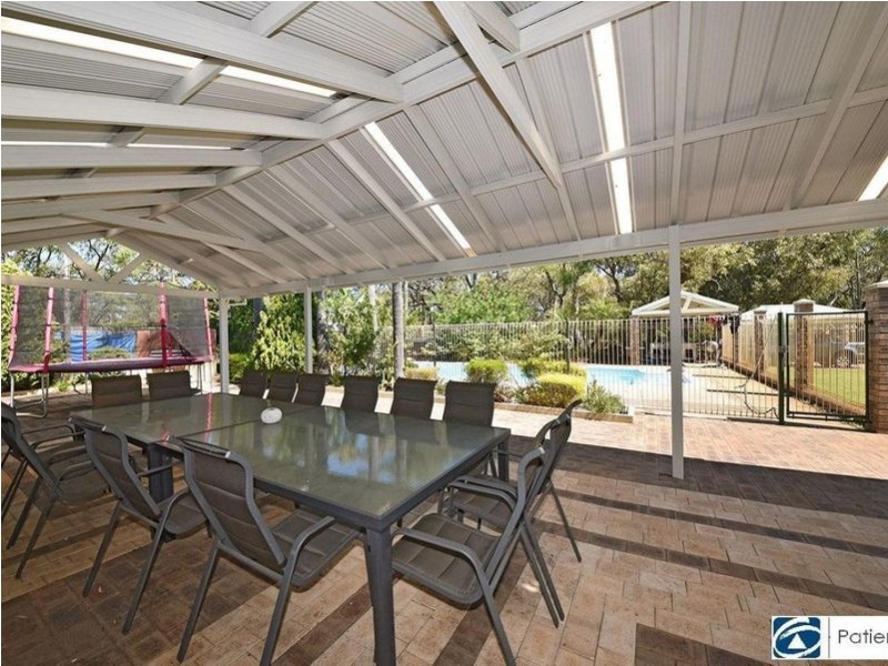 19 Park Street, Henley Brook WA 6055