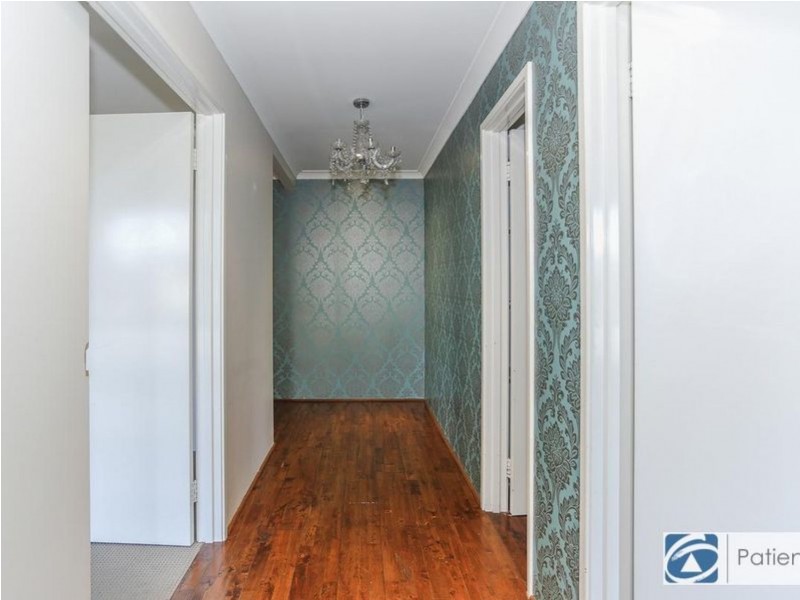 44 Collanda Circuit, Carramar WA 6031