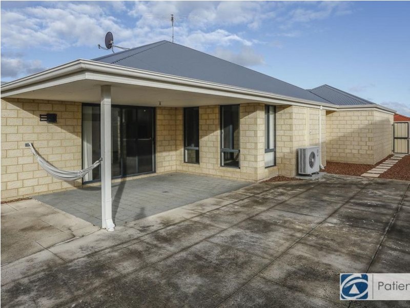 44 Collanda Circuit, Carramar WA 6031