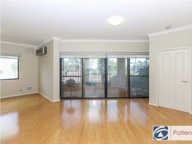 6/160 Lakeside Drive, Joondalup WA 6027